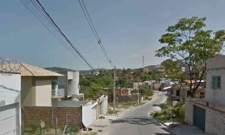 Na imagem, rua onde ocorreu o acidente (foto: Google Street View/ Reproduo)