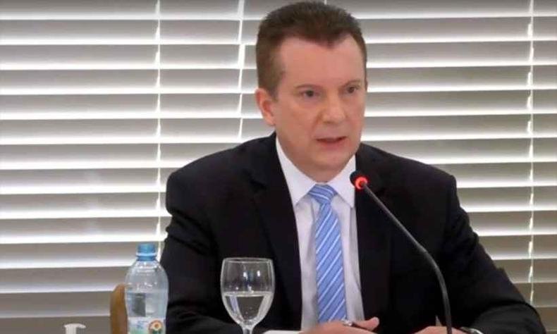 Russomanno citou esses casos de falta de isolamento ao defender a verticalização do isolamento social(foto: Reprodução/Youtube) Russomanno citou esses casos de falta de isolamento ao defender a verticalização do isolamento social(foto: Reprodução/Youtube)