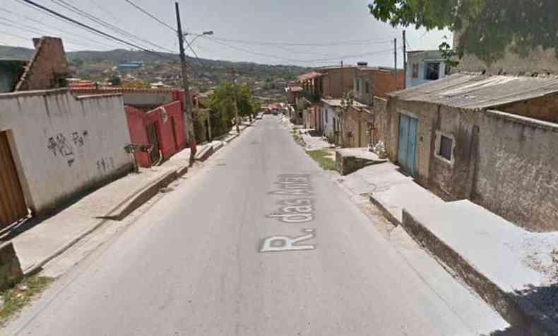 Vista da rua em que o jovem foi baleado(foto: Google Maps/Reproduo)