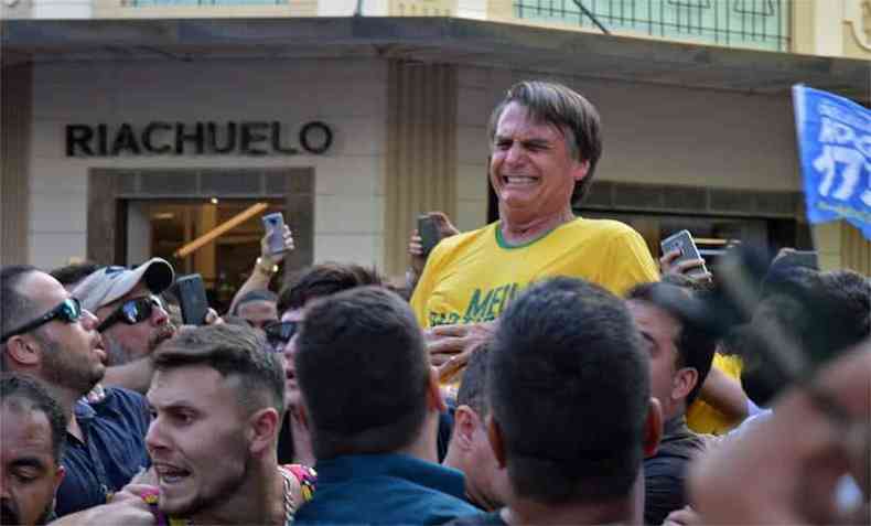 Durante passeata, Bolsonaro foi atacado por Adelio Bispo de Oliveira(foto: RAYSA LEITE/AFP)