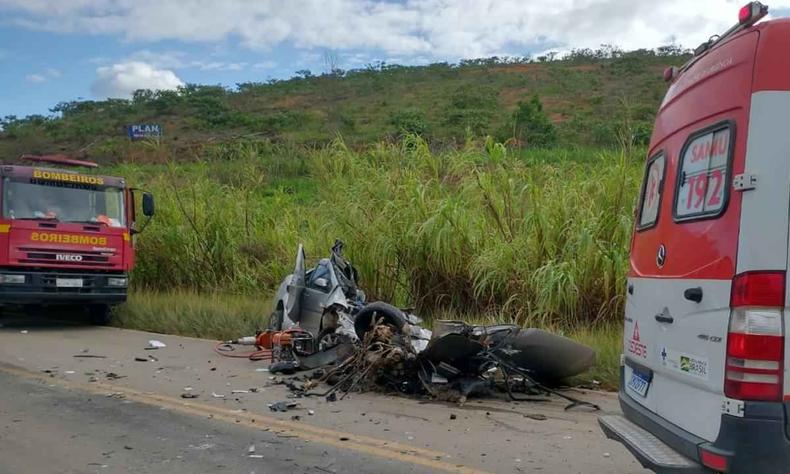 Acidente na rodovia foi atendido por equipes do Corpo de Bombeiros e Samu nesta tarde