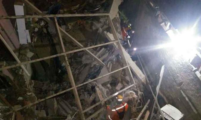 Tropas especializadas de Ubá e Juiz de Fora atenderam a ocorrência(foto: Corpo de Bombeiros/Divulgação) Tropas especializadas de Ubá e Juiz de Fora atenderam a ocorrência(foto: Corpo de Bombeiros/Divulgação)