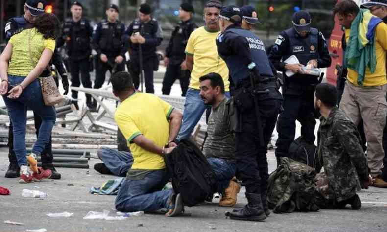 Terroristas detidos pela PM no dia do ataque do congresso nacional