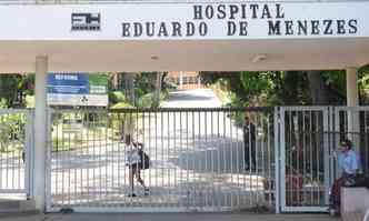Hospital Eduardo de Menezes, referncia para doenas infectocontagiosas em Belo Horizonte, trata os dois pacientes com suspeita da doenas(foto: Jair Amaral/EM/DA Press - 11/11/15)