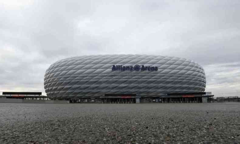 O Allianz Arena  um estdio em Munique, Alemanha, inaugurado no final de abril de 2005, localizado na parte norte da capital (foto: Reproduo/AFP)