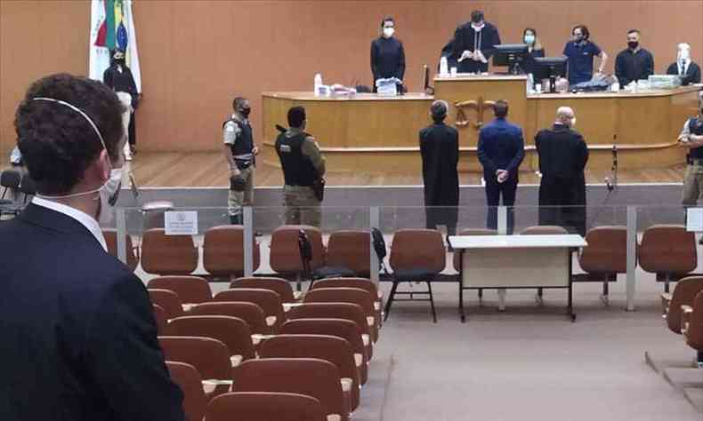 Momento em que o juiz pronuncia a sentena (foto: TJMG/Divulgao)