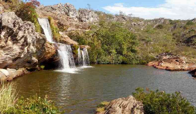 Cachoeira dos Cristais, Parque Estadual do Biriri. O parque est previsto para concesso  inciativa privada at 2022.(foto: Wikimedia Commons/Reproduo )