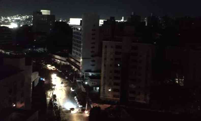 Bairro Unio ficou sem luz, assim como outras localidades das regies Leste e Nordeste de Belo Horizonte