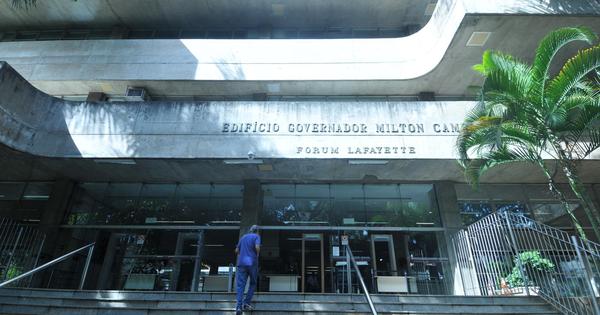 CASO IAN: AUDIÊNCIA COMEÇA NESTA TERÇA (9/5); PAI E MADRASTA DEVEM DEPOR   - RÁDIO VOZ DA VERDADE