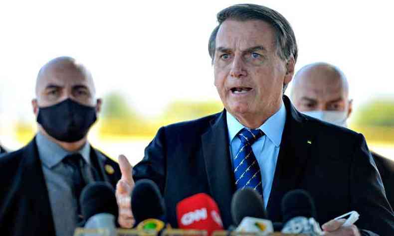 Bolsonaro recebeu Arthur Lira no Planalto depois de receber puxo de orelha do Legislativo(foto: EDU ANDRADE/FATOPRESS/ESTADO CONTEDO)