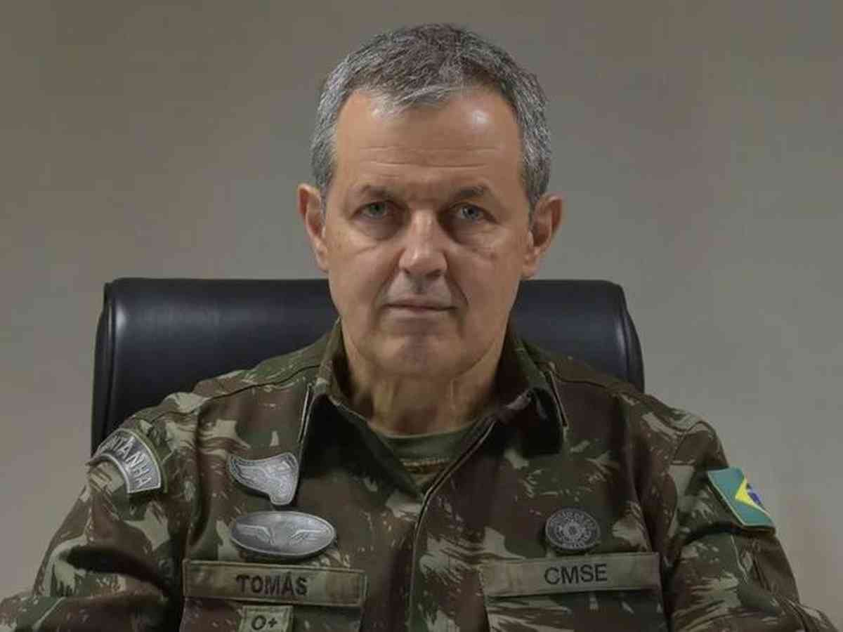 General Hertz assume o comando da 3ª DE - Comando da 3ª Divisão de