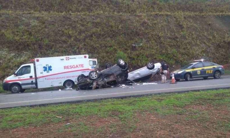 Socorrista é atropelado enquanto atendia vítima de acidente(foto: Triunfo Concebra / Divulgação) Socorrista é atropelado enquanto atendia vítima de acidente(foto: Triunfo Concebra / Divulgação)