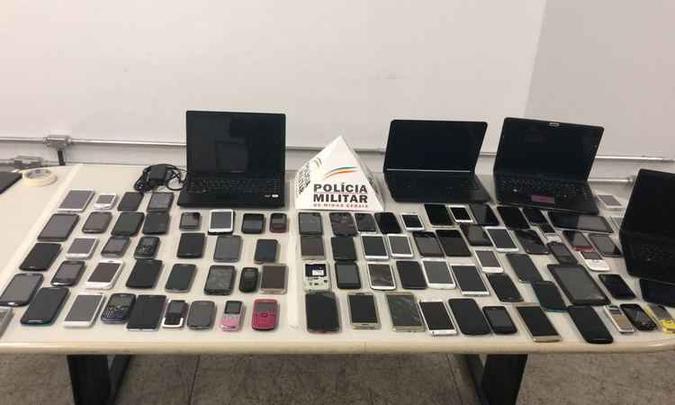 Os materiais apreendidos pelo 1º Batalhão da Polícia Militar por meio da Operação Os materiais apreendidos pelo 1º Batalhão da Polícia Militar por meio da Operação
