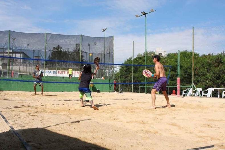 Com mais de 200 inscritos, o BH Open de Beach Tennis será disputado no Beach Square, no Bairro Estoril(foto: Fotos: Edésio Ferreira/EM/D.A Press) Com mais de 200 inscritos, o BH Open de Beach Tennis será disputado no Beach Square, no Bairro Estoril(foto: Fotos: Edésio Ferreira/EM/D.A Press)