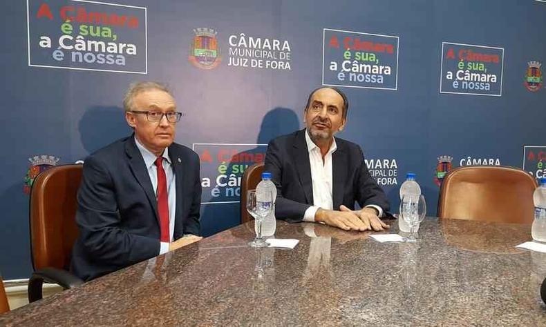 Kalil visita Juiz de Fora, nesta sexta-feira (13/05), ao lado do presidente da Câmara Municipal, vereador Juraci Scheffer(foto: Bruno Luis Barros/Esp. EM) Kalil visita Juiz de Fora, nesta sexta-feira (13/05), ao lado do presidente da Câmara Municipal, vereador Juraci Scheffer