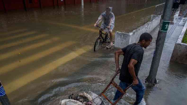 Alagamento em So Paulo; mudanas climticas aumentam probabilidade de chuvas extremas