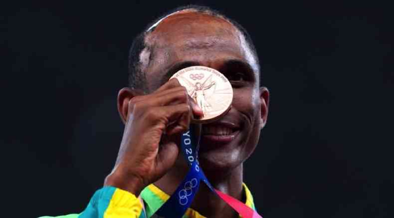 Alison dos Santos, o Piu, foi medalha de bronze nos 400m com barreira(foto: Reuters)