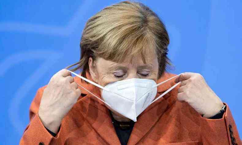 Angela Merkel afirmou que as medidas impostas em novembro no conseguiram reduzir o nmero de novas infeces (foto: BERND VON JUTRCZENKA/AFP)