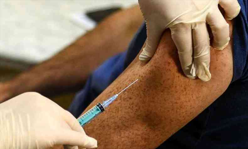 Joo Doria defende que vacina seja ofertada imediatamente aps aprovao(foto: Kiril Kudryavtsev/Agence France Presse/Estado Contedo)
