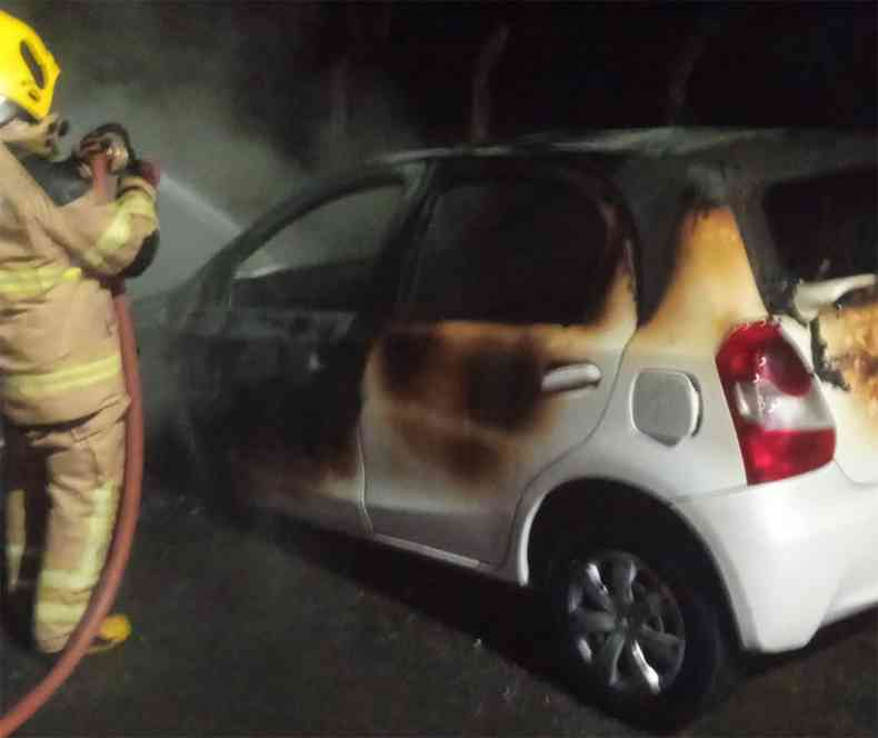 Saiba como evitar incêndios em carros