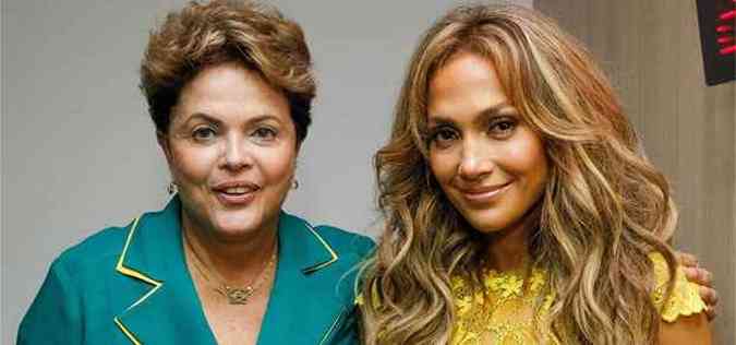 A presidente Dilma posou junto a cantora Jennifer Lopez antes do incio da partida (foto: Reproduo/ Twitter)
