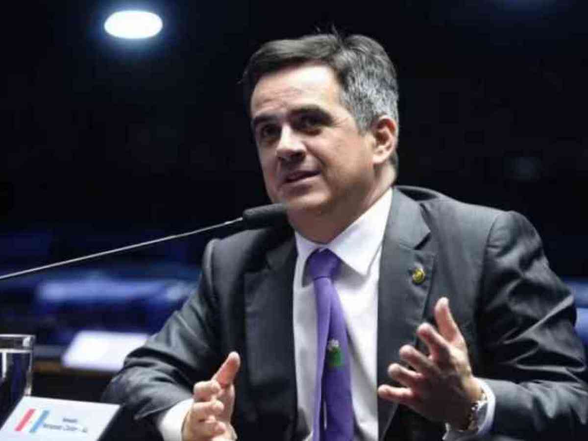 Por que Bolsonaro insiste na candidatura de Damares ao Senado