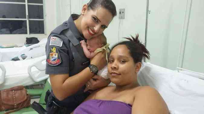 Equipe da soldado Camila Dourado foi ao hospital visitar Saiene e LucasPM/Divulgao
