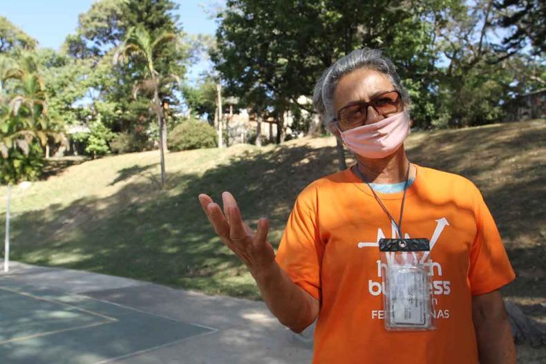Alminta Nunes de Carvalho tem uma relação afetiva com o espaço, mas se queixa de às vezes achá-lo deserto