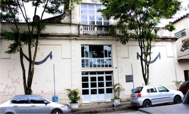 O funcionário preso é efetivo da Prefeitura de Barbacena e trabalha como fiscal da Vigilância Sanitária(foto: Prefeitura Municipal de Barbacena) O funcionário preso é efetivo da Prefeitura de Barbacena e trabalha como fiscal da Vigilância Sanitária