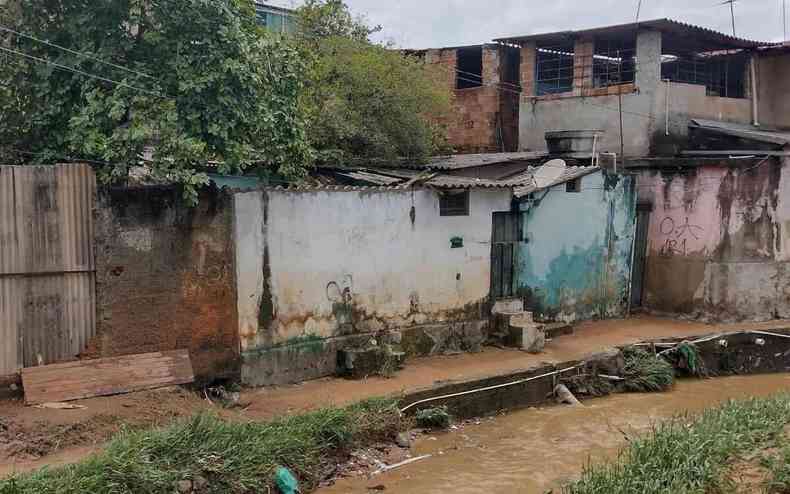 Foto da parte da frente da casa de Jos Martins Teixeira