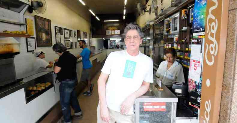 Renato Caldeira, do Caf Nice, j vendeu trs mil cafezinhos por dia(foto: Juarez Rodrigues/EM/D.A Press)