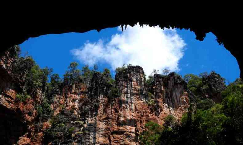 Gruta do Janelo, uma das que compem as Cavernas do Peruau(foto: Manoel Freitas/Divulgao - 6/6/18)