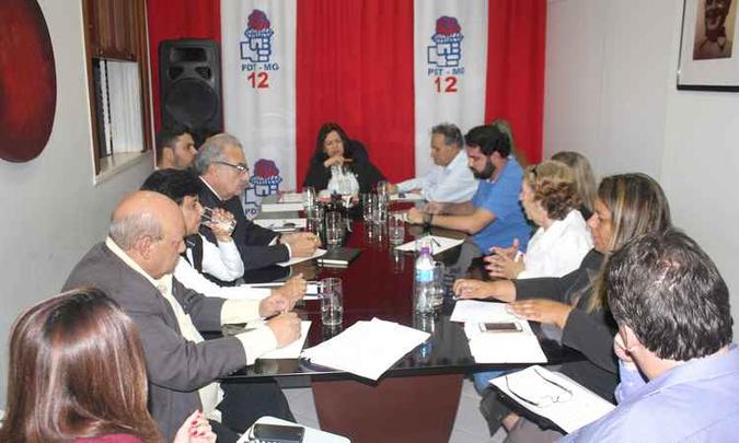 O apoio a Kalil foi aprovado por 19 votos e duas abstenções(foto: PDT/Divulgação) O apoio a Kalil foi aprovado por 19 votos e duas abstenções(foto: PDT/Divulgação)