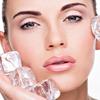 Técnicas de skincare: balde com gelo no rosto é saudável?