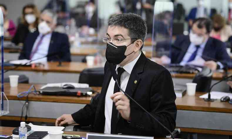 Randolfe Rodrigues (Rede-AP)(foto: Pedro Frana/Agncia Senado)
