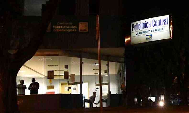 A Policlnica Municipal possui um centro exclusivo para tratamento de pacientes da COVID-19(foto: Juninho Nogueira/Divulgao)
