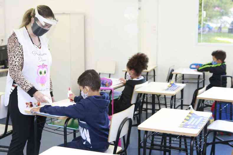 Escola em Uberlndia: sistema hbrido de aulas completou uma semana nesta segunda-feira (21/6)(foto: Prefeitura de Uberlndia/Divulgao)