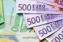 Depois de 20 anos, Euro cai para seu valor mais baixo em relação ao dólar 