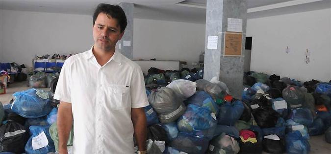 Secretário João Paranhos diz que desabrigados não precisam mais de roupas e água(foto: Paulo Filgueiras/EM/D.A Press) Secretário João Paranhos diz que desabrigados não precisam mais de roupas e água(foto: Paulo Filgueiras/EM/D.A Press)
