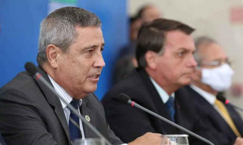 General do exército Walter Braga Netto deixou o comando do Ministério da Defesa para compor como candidato à vice-presidência a chapa de Bolsonaro nas eleições de 2022(foto: Marcos Corrêa/PR) Braga Netto