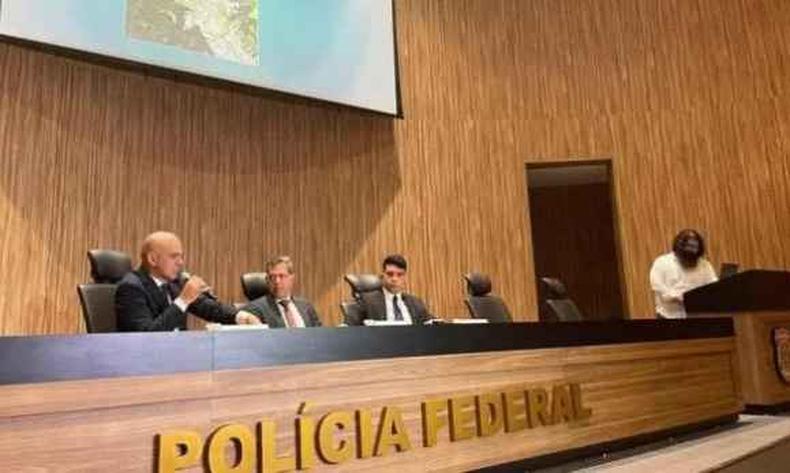A corporao ainda informou que destruiu toda infraestrutura de garimpo ilegal na regio