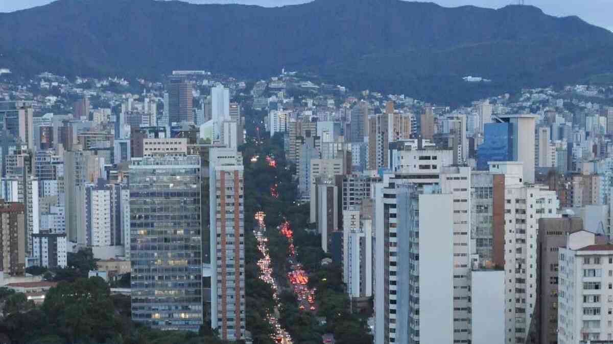 Um prédio se chama Brasil e cada andar é um estado. Como se chama