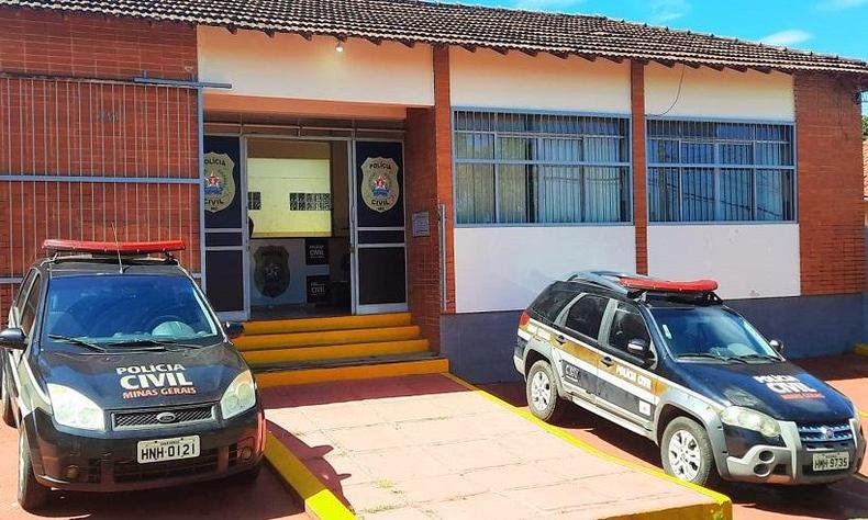 Fugitivo foi preso em restaurante de posto de gasolina por policiais civis de Paragua�u