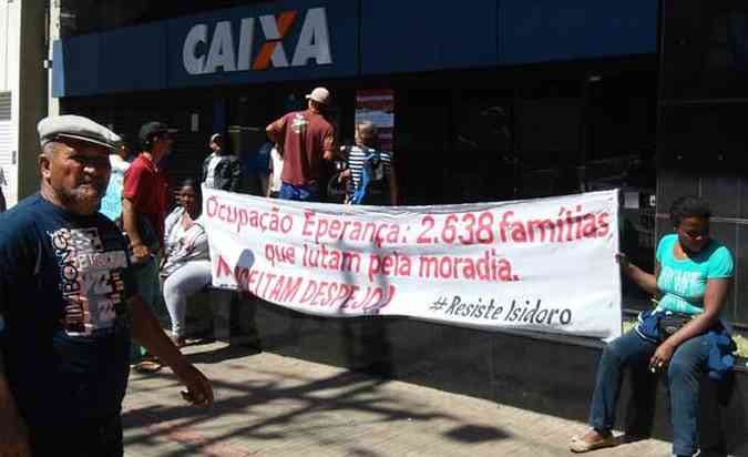 Ocupaes protestam contra a CEF que  gestora operacional dos recursos do programa do governo federal Minha Casa, Minha Vida(foto: Paulo Filgueiras/EM DA Press)