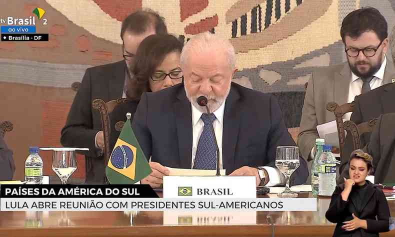 Lula em reunio com lderes da amrica do Sul