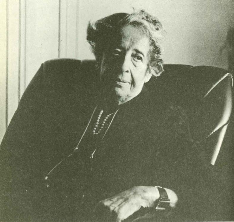 A escritora Hannah Arendt em 1975, pouco antes de sua morte