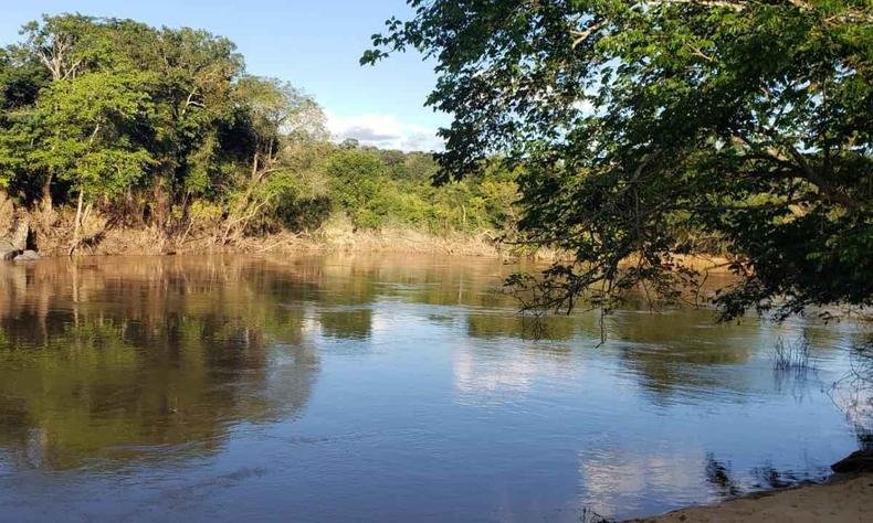 Rio na Fazenda Canta Galo, em Nova Serrana