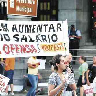 Integrantes do Veta Lacerda prometem fechar a Afonso Pena hoje(foto: Marcos Vieira/EM/D.A Press - 5/1/12)