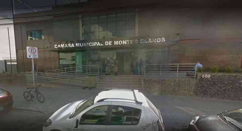 O crime aconteceu dentro da Cmara da cidade em maro deste ano(foto: Reproduo/ Google Street View)