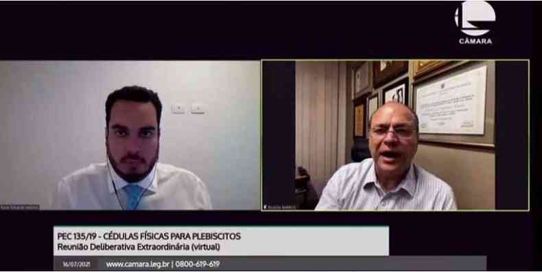 O deputado Ricardo Barros (PP-PR) (D) durante reunio por videoconferncia, ao lado do presidente da comisso, Paulo Eduardo Martins (PSC-PR)(foto: Reproduo de vdeo)